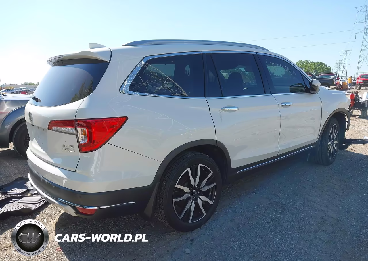 2019 Honda Pilot Elite VIN:5FNYF6H07KB001241 - 4