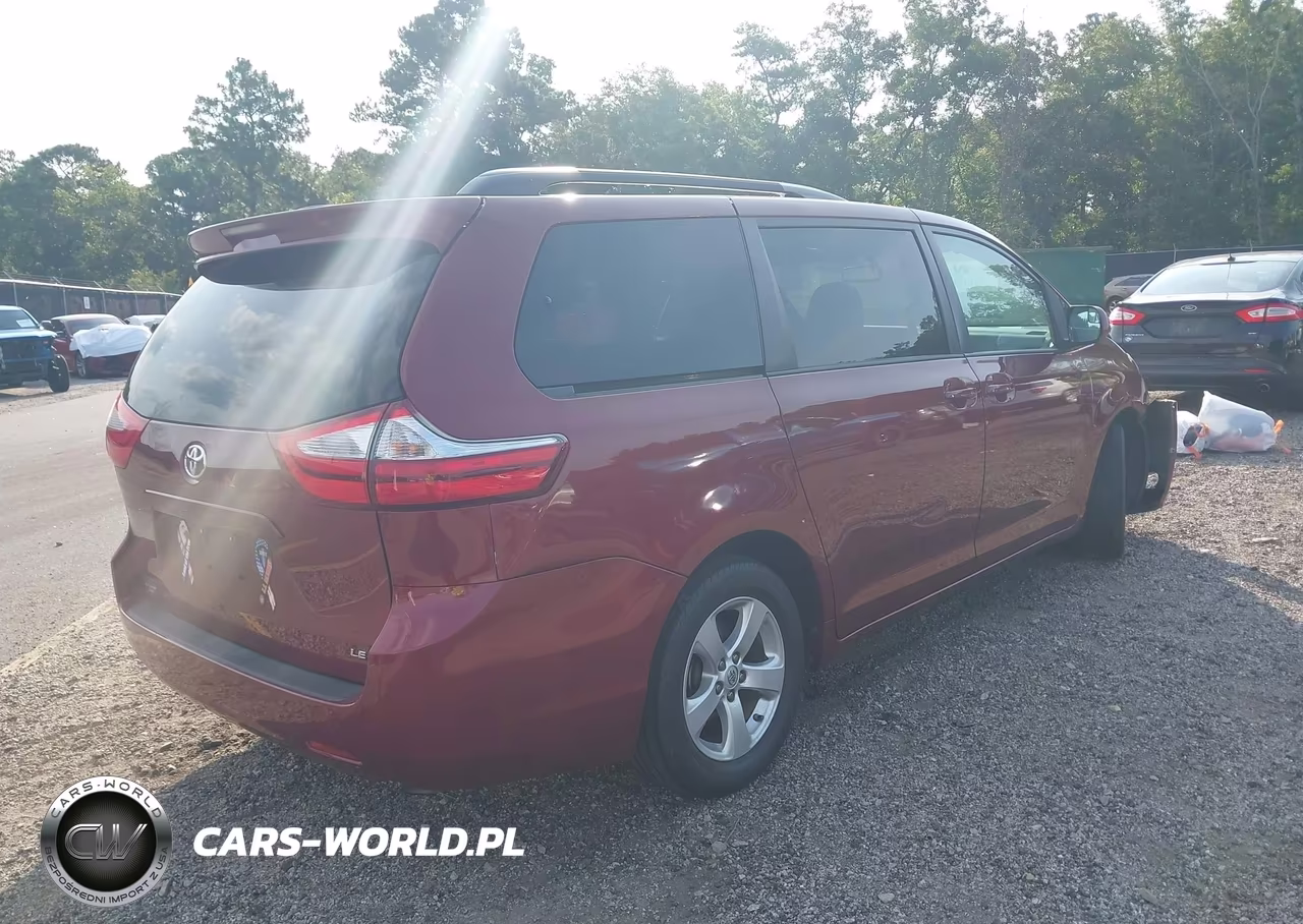 2017 Toyota Sienna Le 8 Passenger VIN:5TDKZ3DC3HS826905 - 4