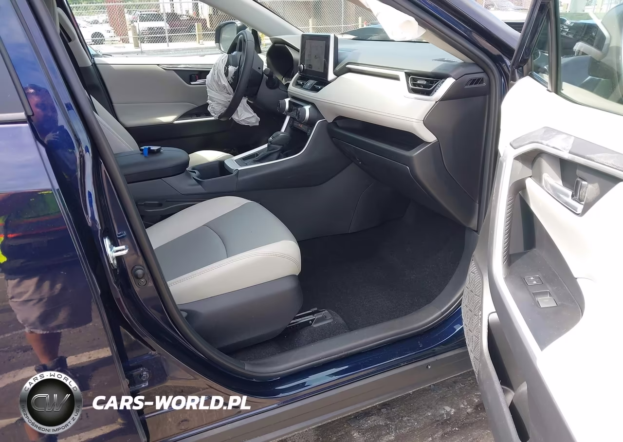 2025 Toyota Rav4 Xle Premium VIN:2T3C1RFV1SW380868 - 5