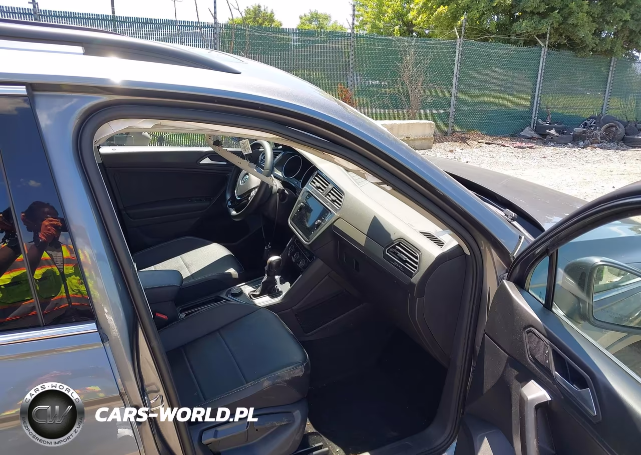 2021 Volkswagen Tiguan 2.0T Se-2.0T Se R-Line Black-2.0T Sel VIN:3VV2B7AX2MM106459 - 5