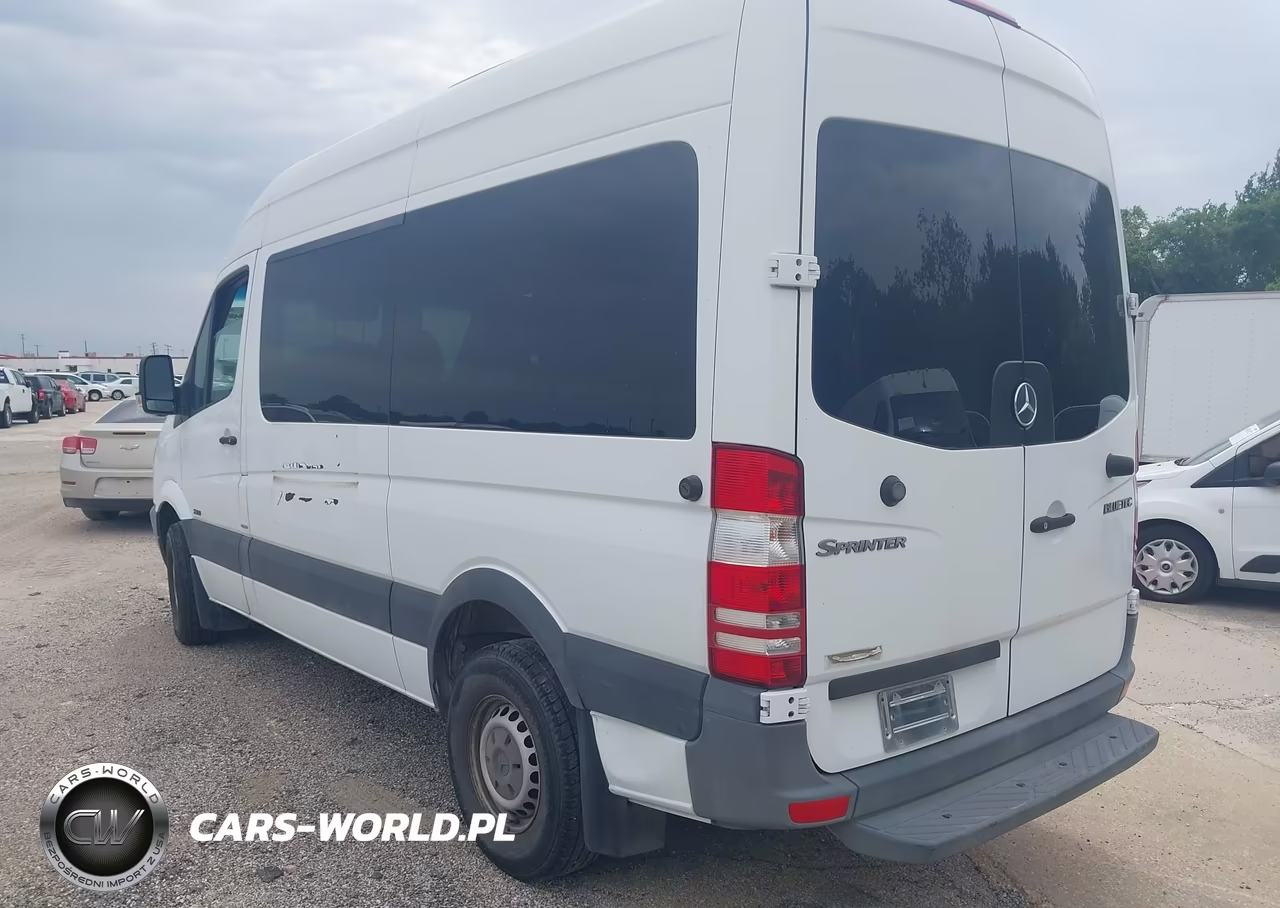 2011 Mercedes-Benz Sprinter 2500 Normal Roof VIN:WDZPE7CC0B5544552 - 3