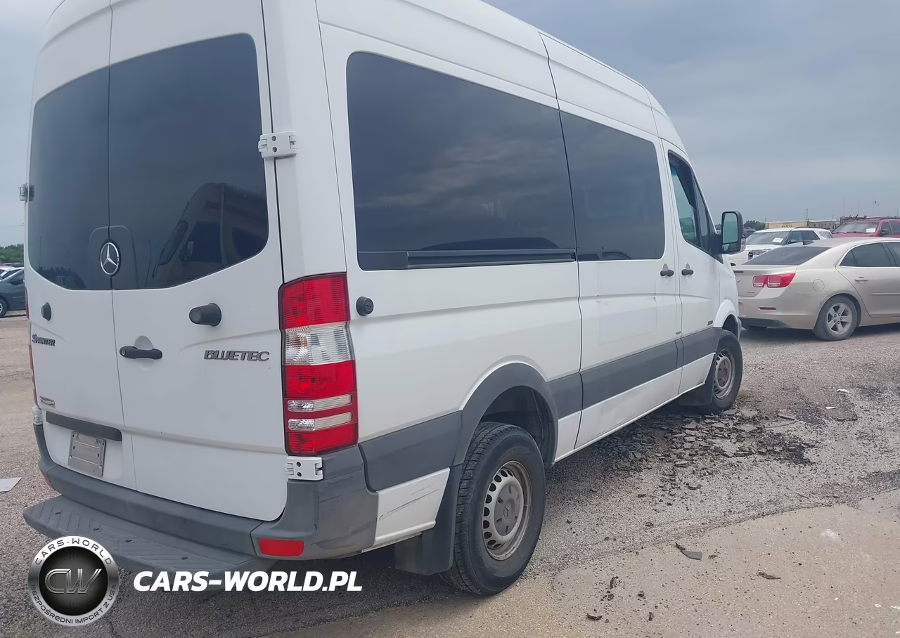 2011 Mercedes-Benz Sprinter 2500 Normal Roof VIN:WDZPE7CC0B5544552 - 4
