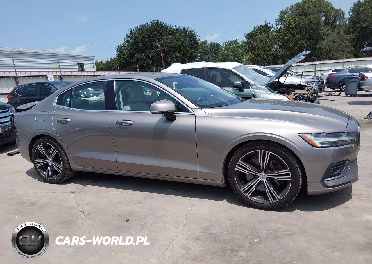 2019 Volvo S60 T6 Inscription VIN:7JRA22TL7KG000878 - 13