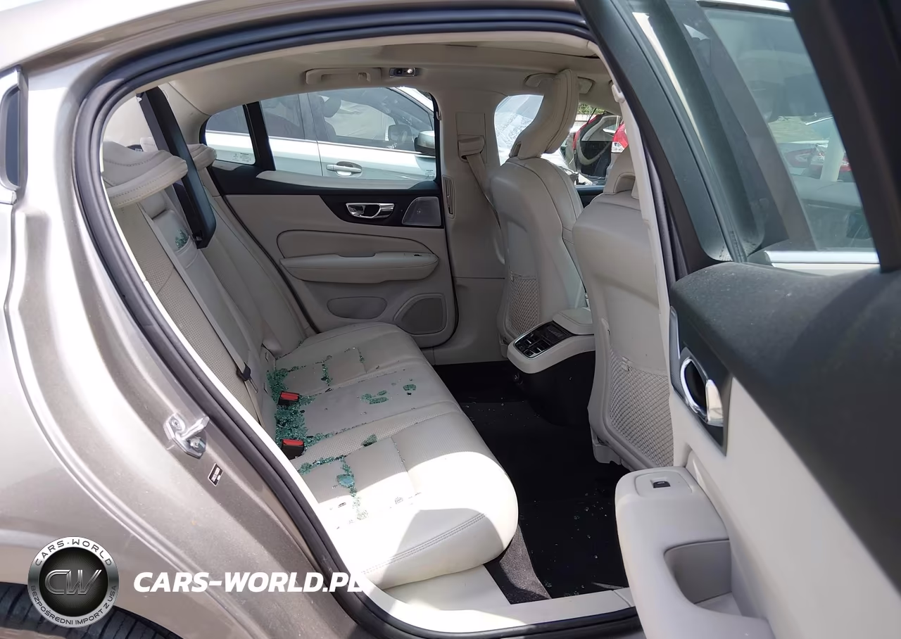 2019 Volvo S60 T6 Inscription VIN:7JRA22TL7KG000878 - 8
