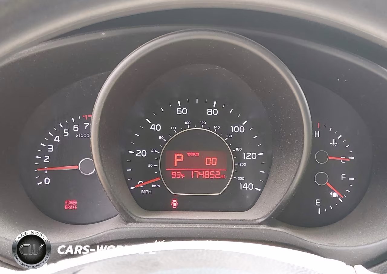 2018 Kia Soul + VIN:KNDJP3A5XJ7588199 - 7