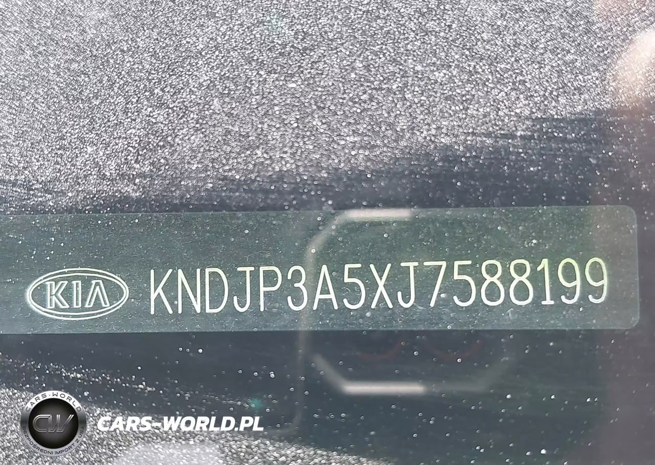 2018 Kia Soul + VIN:KNDJP3A5XJ7588199 - 9