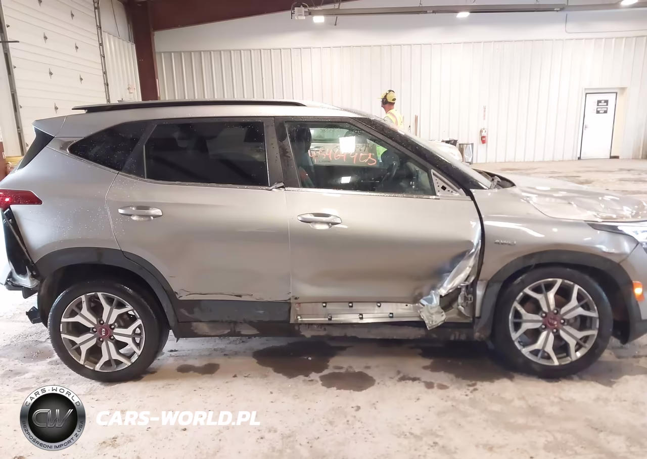 2021 Kia Seltos S Turbo VIN:KNDEUCA24M7150539 - 13