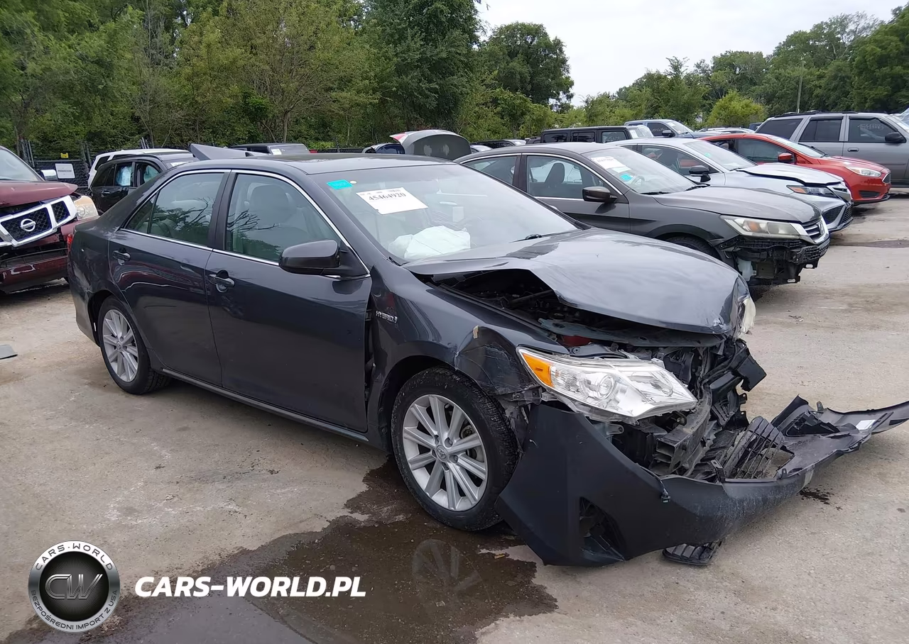 TOYOTA CAMRY HYBRID – zdjęcie 1 z 17