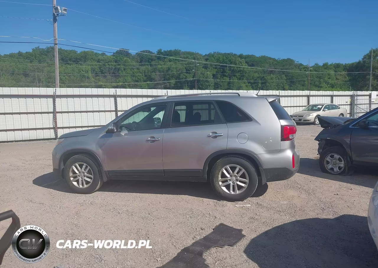 2014 Kia Sorento Lx VIN:5XYKT3A67EG442781 - 15