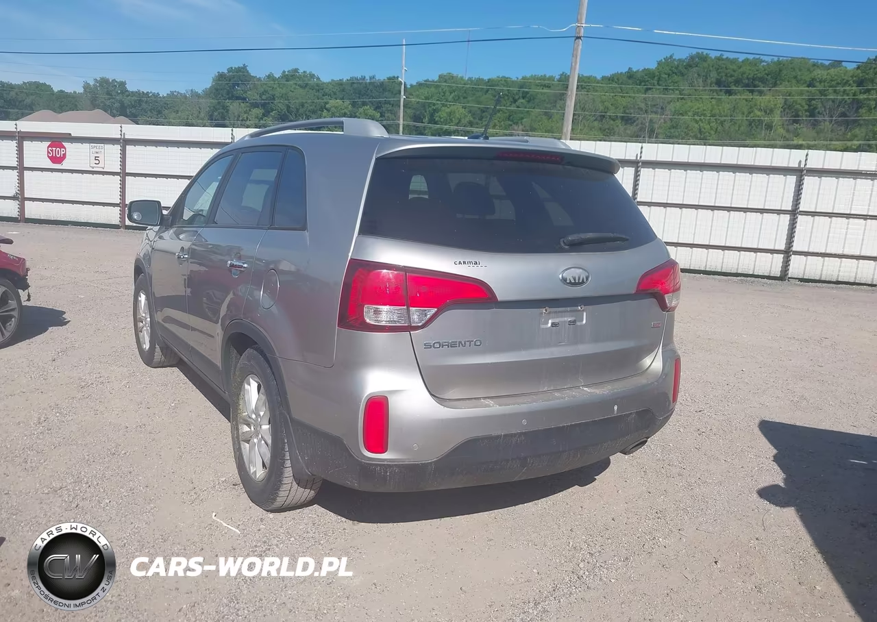 2014 Kia Sorento Lx VIN:5XYKT3A67EG442781 - 3
