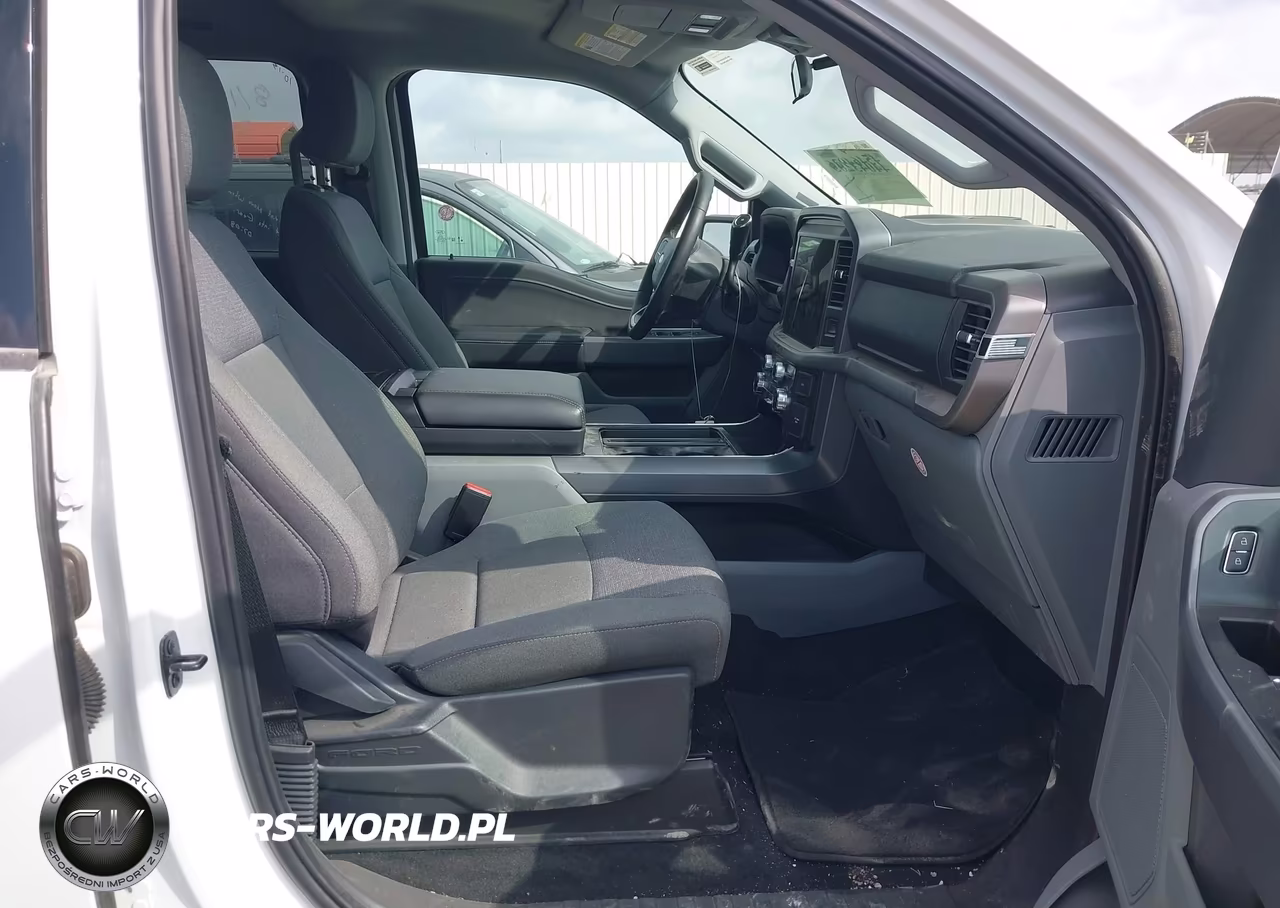 2025 Ford F-150 Xlt VIN:1FTFW3LD5SFB00944 - 5