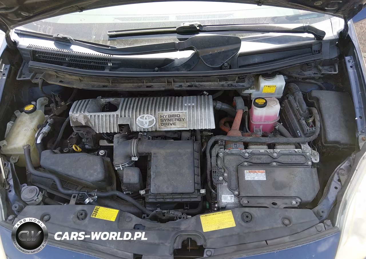 2013 Toyota Prius Two VIN:JTDKN3DU6D1722372 - 10