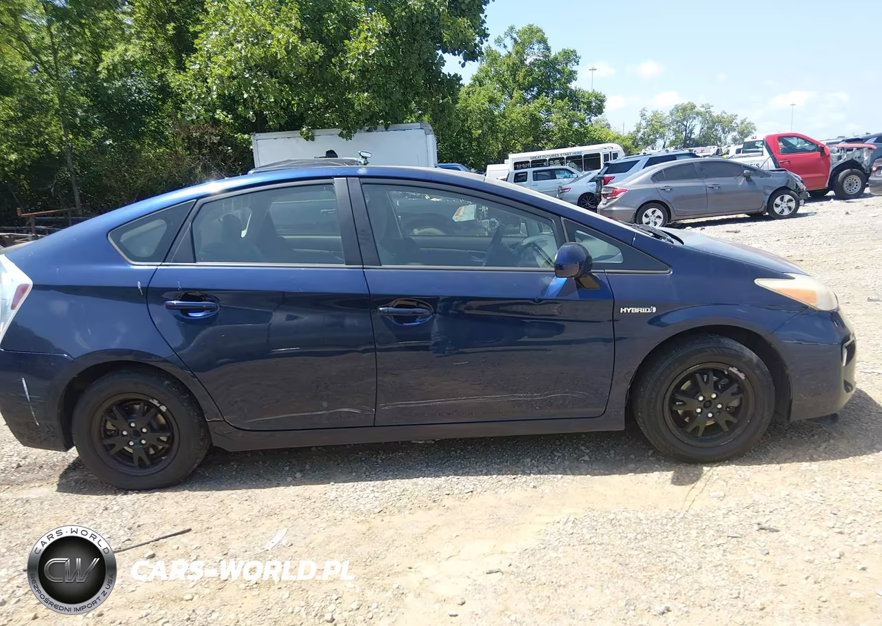 2013 Toyota Prius Two VIN:JTDKN3DU6D1722372 - 19