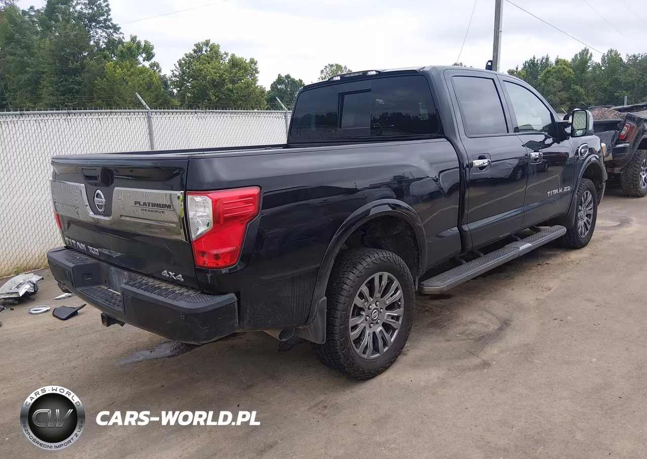 2017 Nissan Titan Xd Platinum Reserve Diesel VIN:1N6BA1F44HN561268 - 4