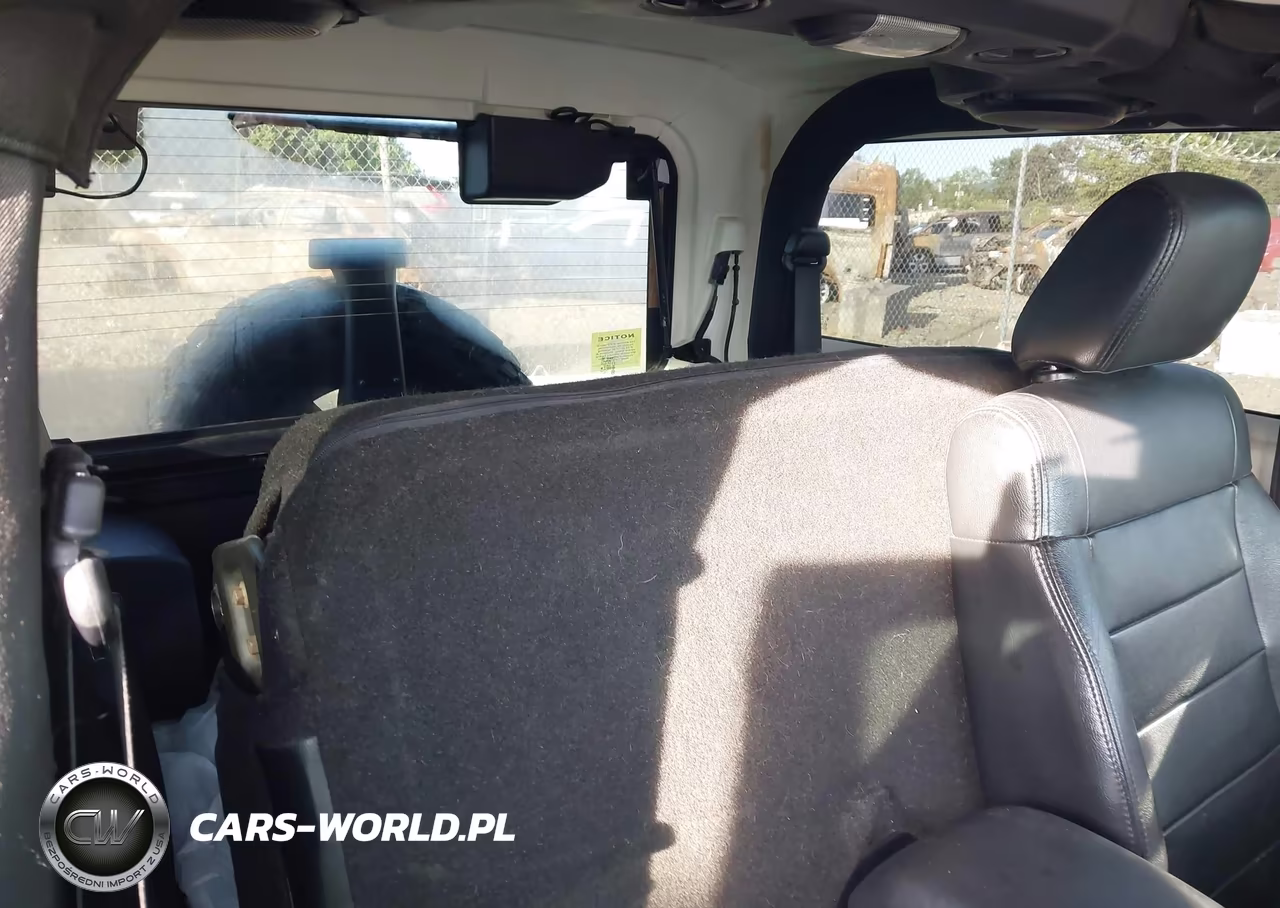 2012 Jeep Wrangler Rubicon VIN:1C4BJWCGXCL163453 - 8