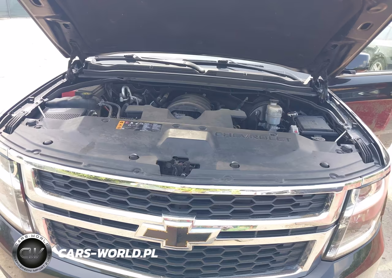 2019 Chevrolet Suburban Lt VIN:1GNSKHKC0KR367141 - 10