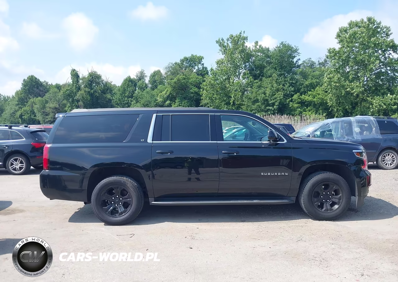 2019 Chevrolet Suburban Lt VIN:1GNSKHKC0KR367141 - 13