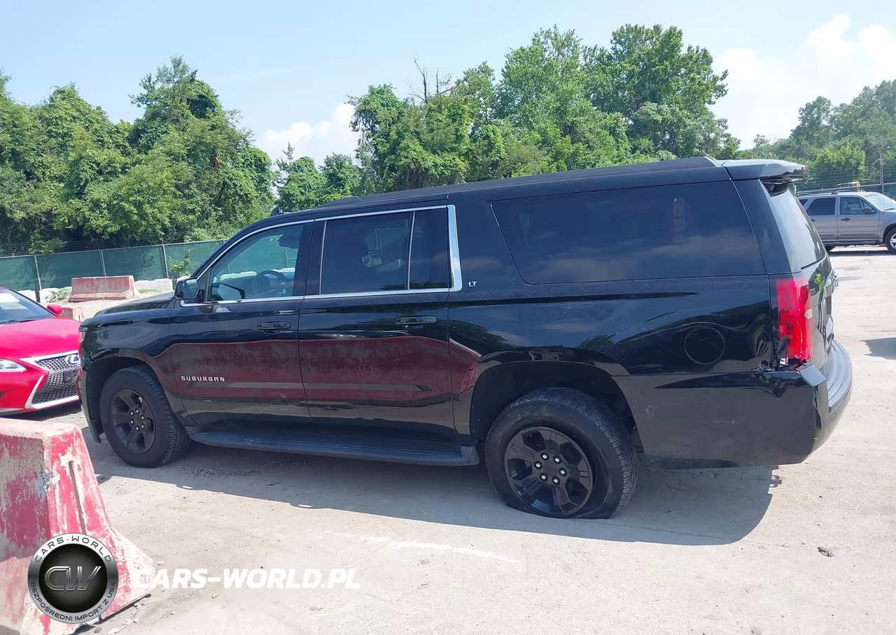 2019 Chevrolet Suburban Lt VIN:1GNSKHKC0KR367141 - 14