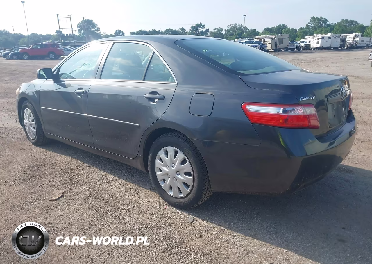 2007 Toyota Camry Le VIN:4T1BE46KX7U634151 - 3