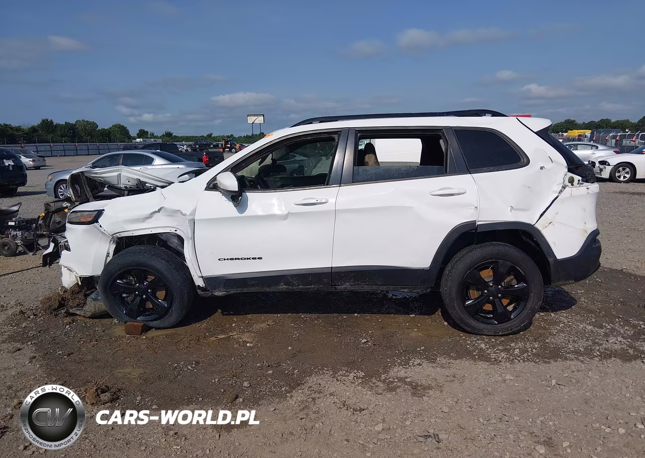 2016 Jeep Cherokee Altitude VIN:1C4PJMCB4GW112131 - 14