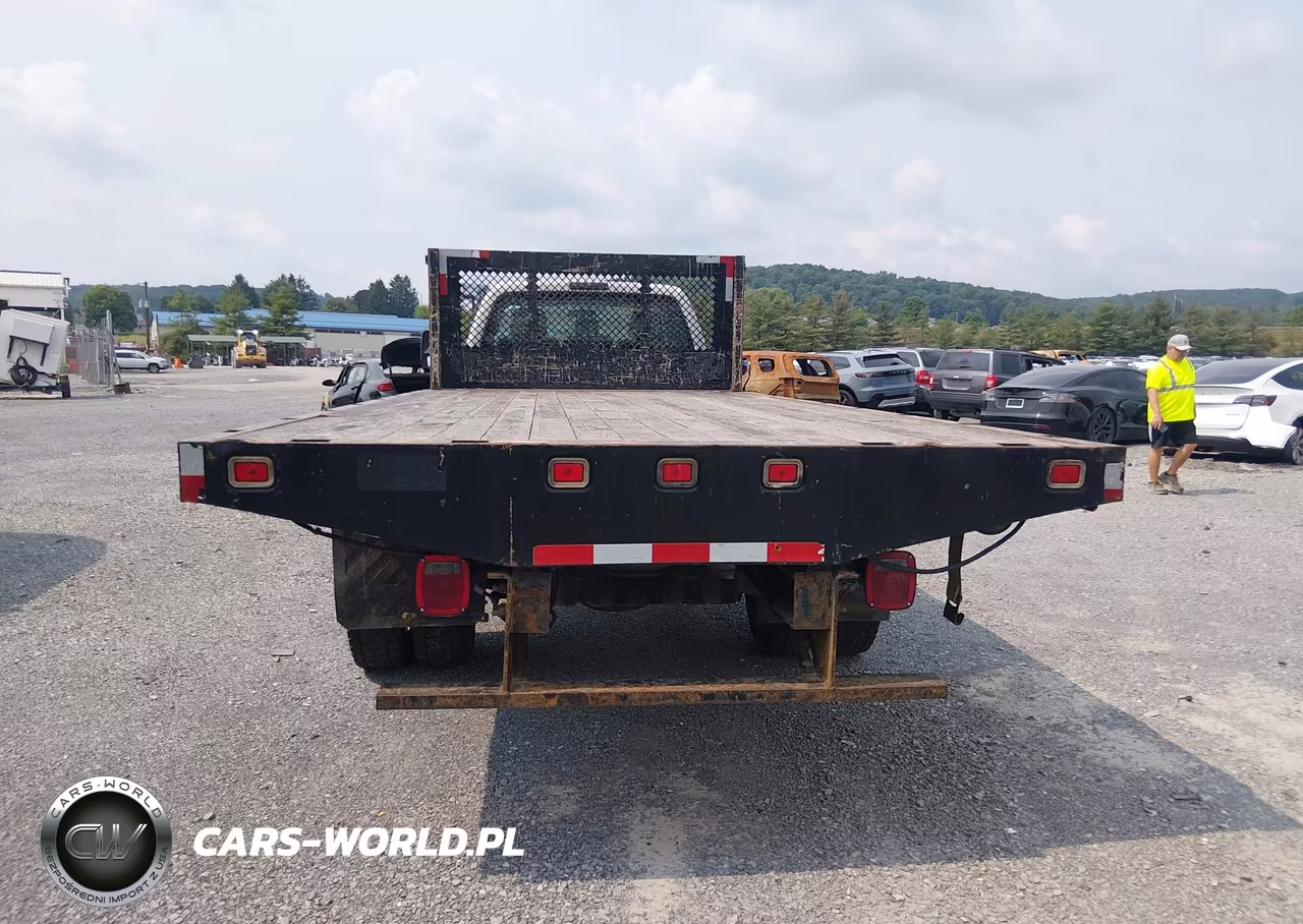 2015 Ford F-550 Chassis Xl VIN:1FDUF5GT5FEC18438 - 15