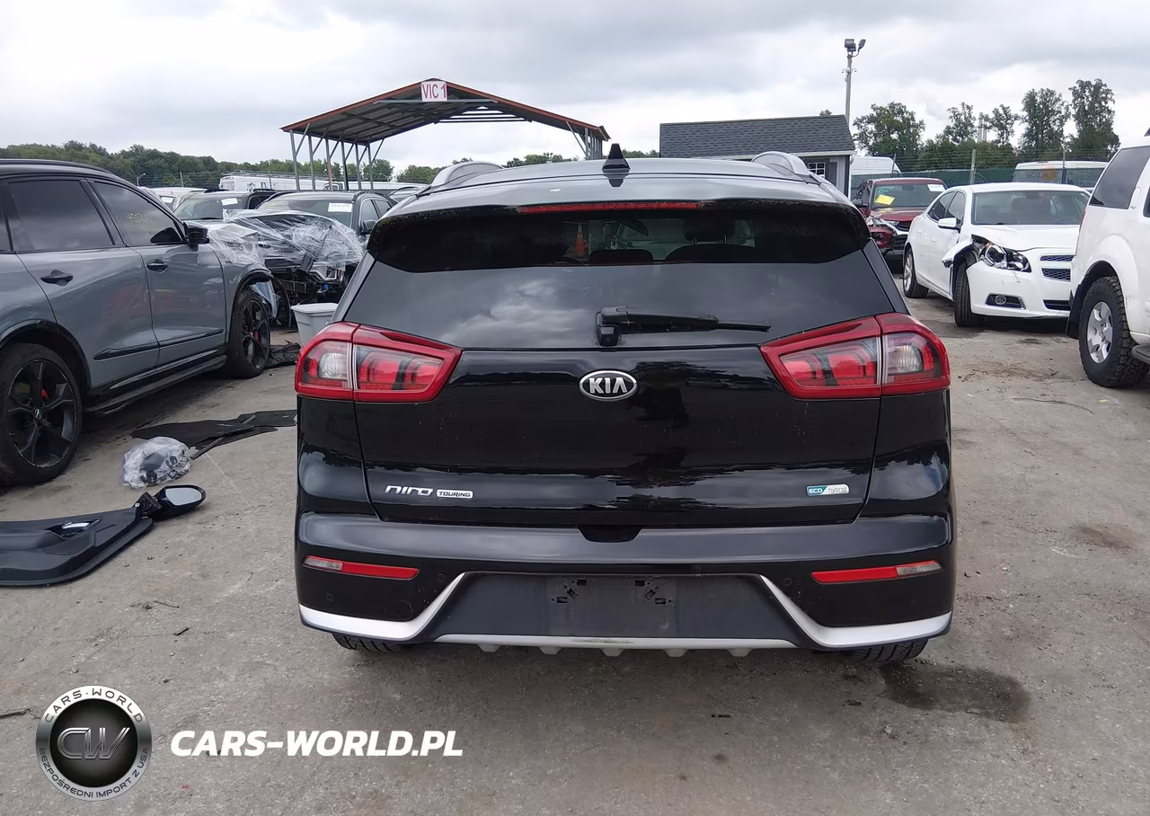 2017 Kia Niro Touring VIN:KNDCE3LCXH5083375 - 17
