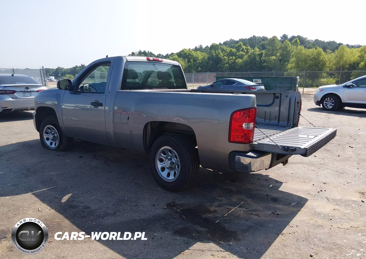 2008 Chevrolet Silverado 1500 Work Truck VIN:1GCEC14C28Z158242 - 3