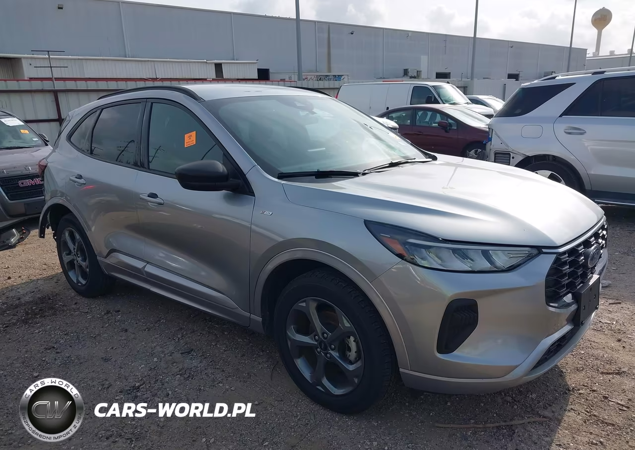 2024 Ford Escape St-Line – zdjęcie 1 z 12