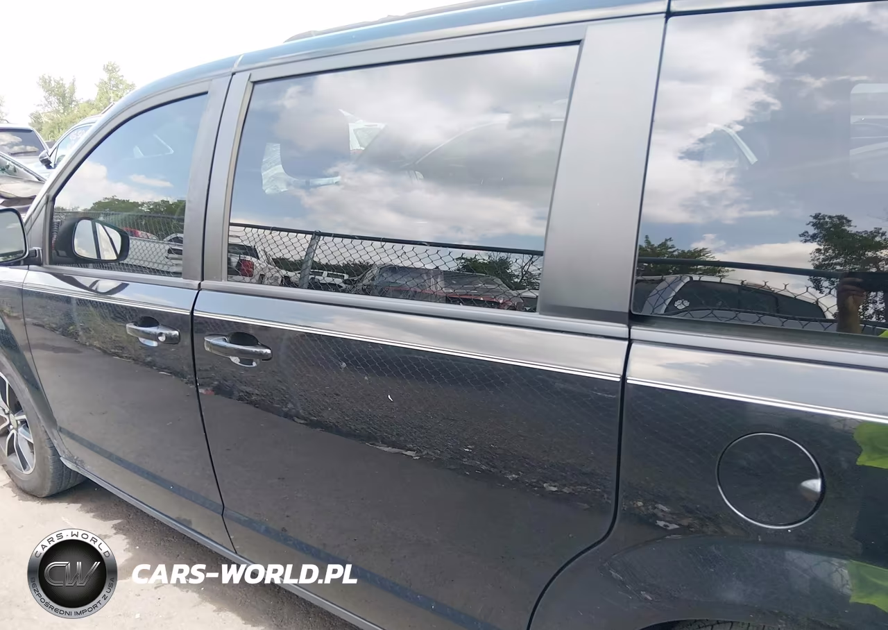 2019 Dodge Grand Caravan Gt VIN:2C4RDGEGXKR646942 - 15