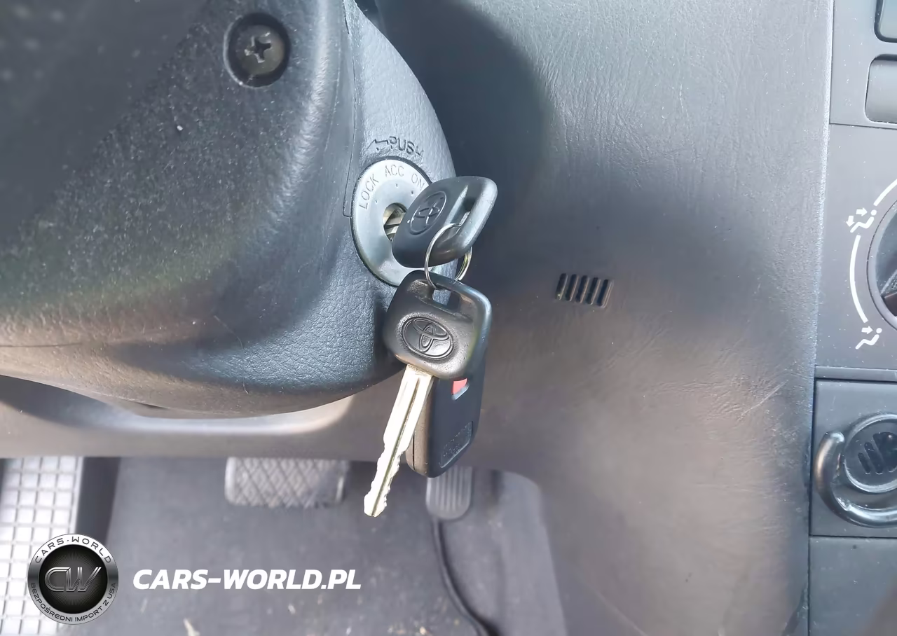 2004 Toyota Corolla S VIN:1NXBR32E04Z240409 - 11