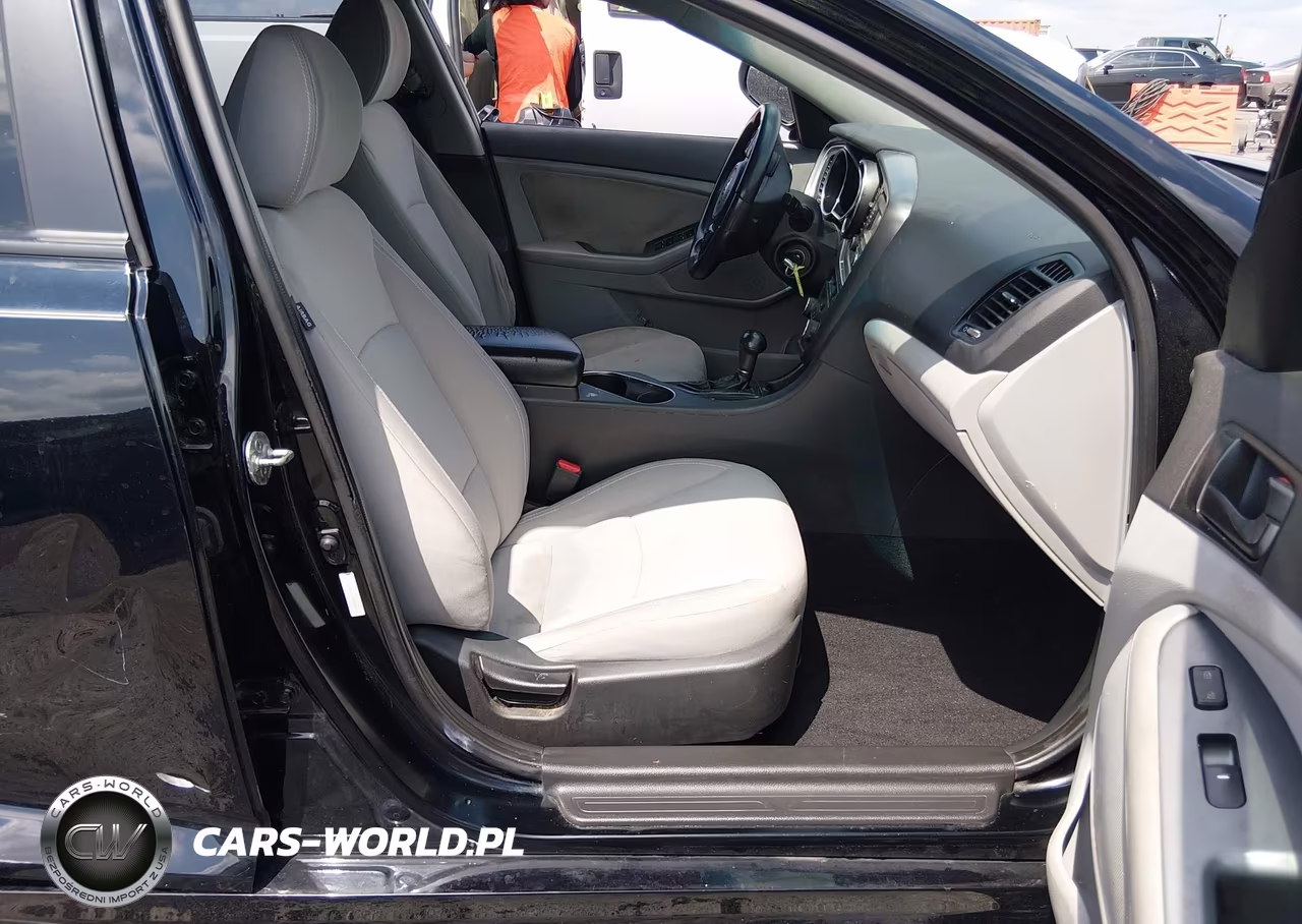 2014 Kia Optima Lx VIN:5XXGM4A77EG263761 - 5