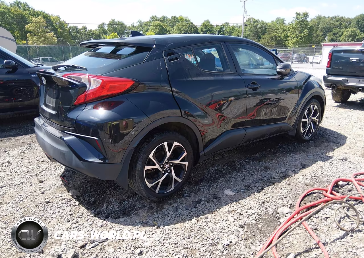 2018 Toyota C-Hr Xle Premium VIN:NMTKHMBX3JR045160 - 4
