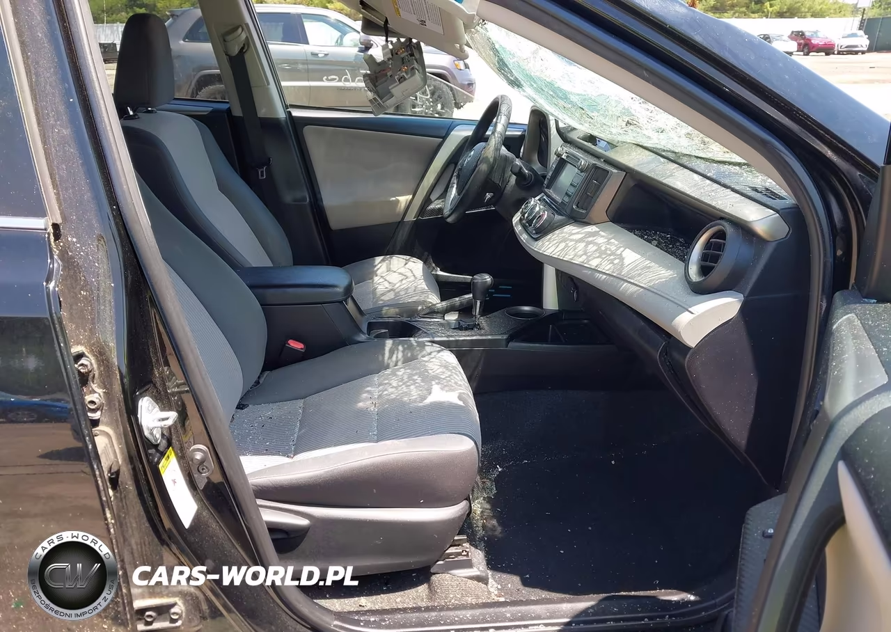 2015 Toyota Rav4 Le VIN:2T3BFREV7FW259430 - 5