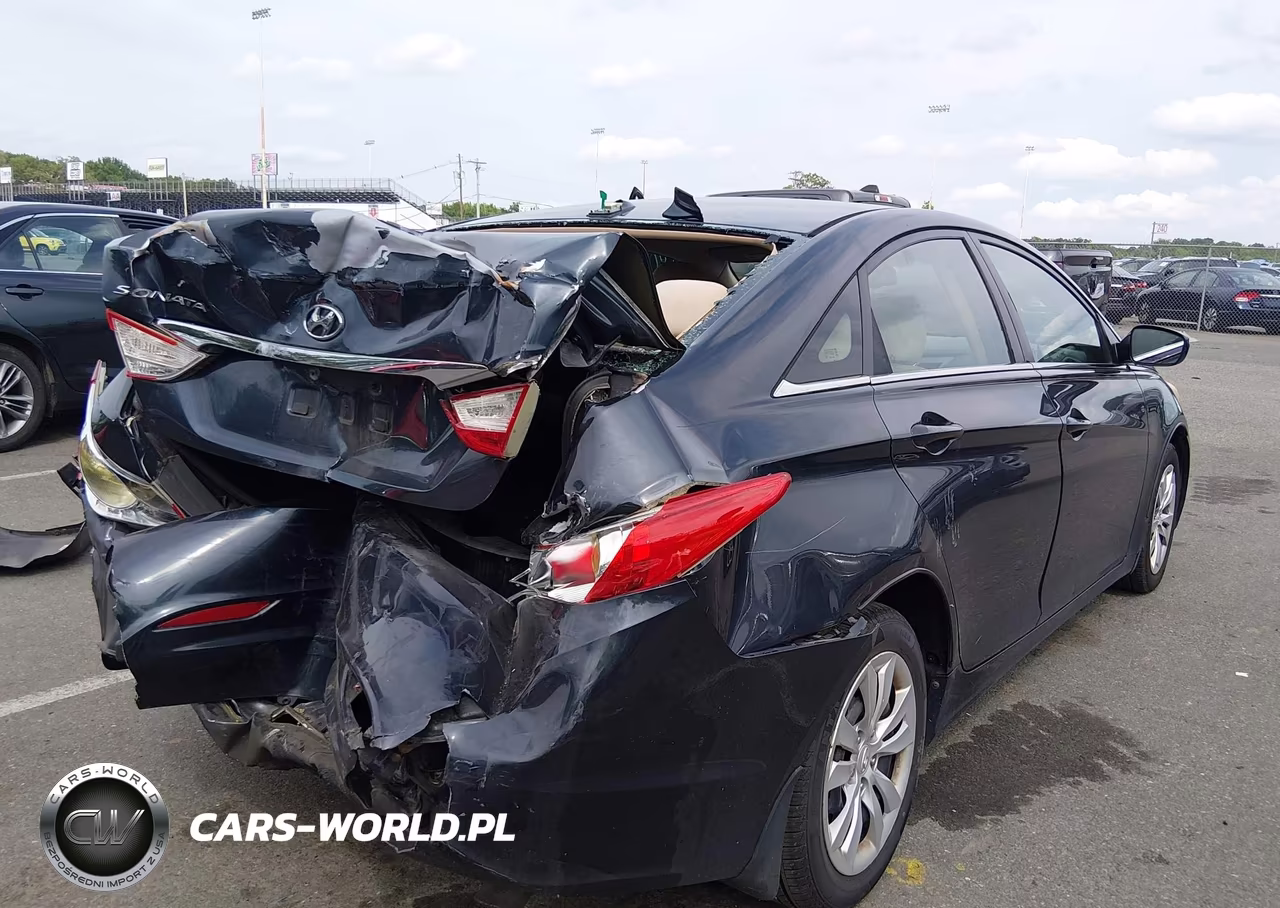 2012 Hyundai Sonata Gls VIN:5NPEB4AC1CH455172 - 4
