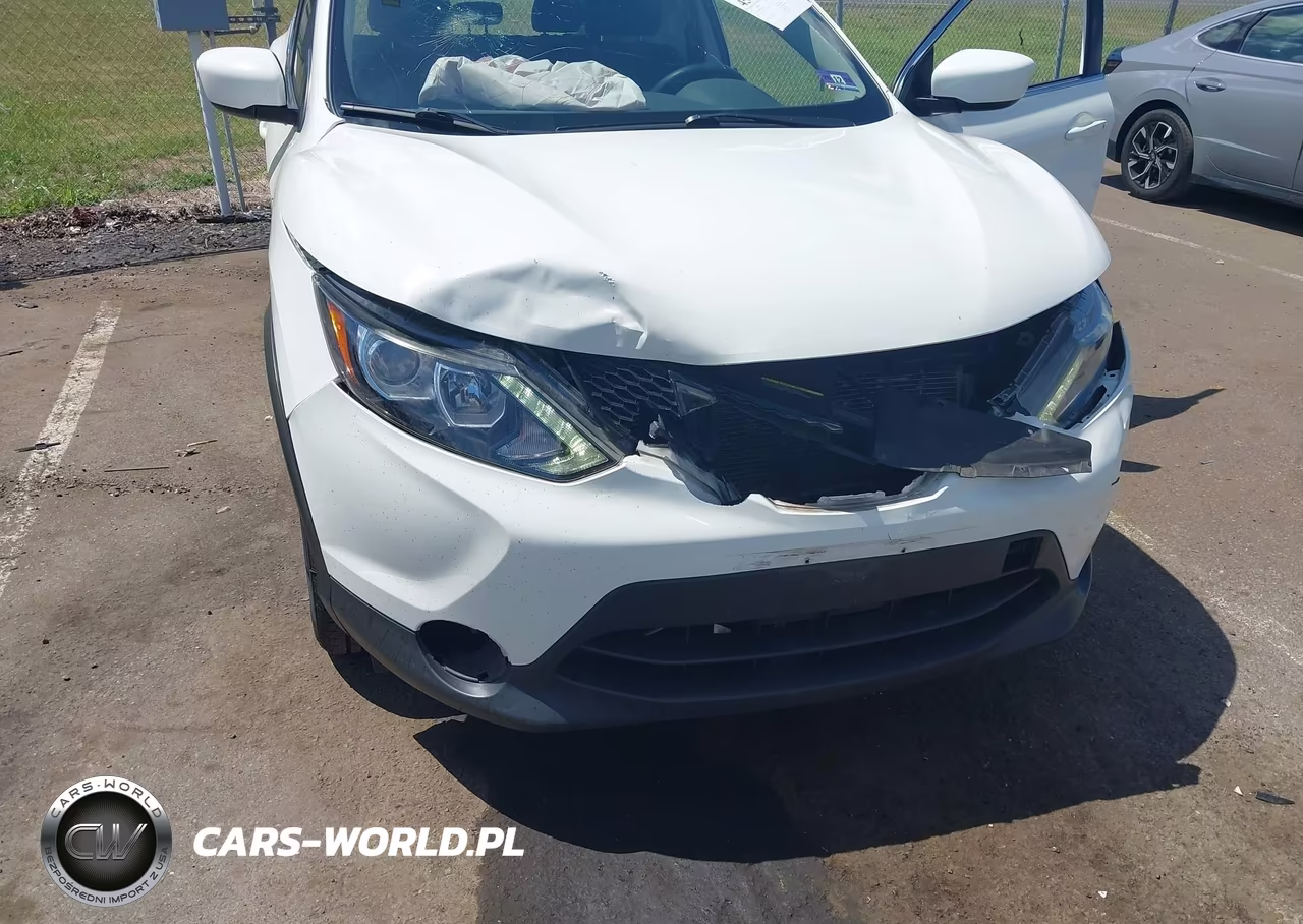 2017 Nissan Rogue Sport S VIN:JN1BJ1CR9HW122535 - 6