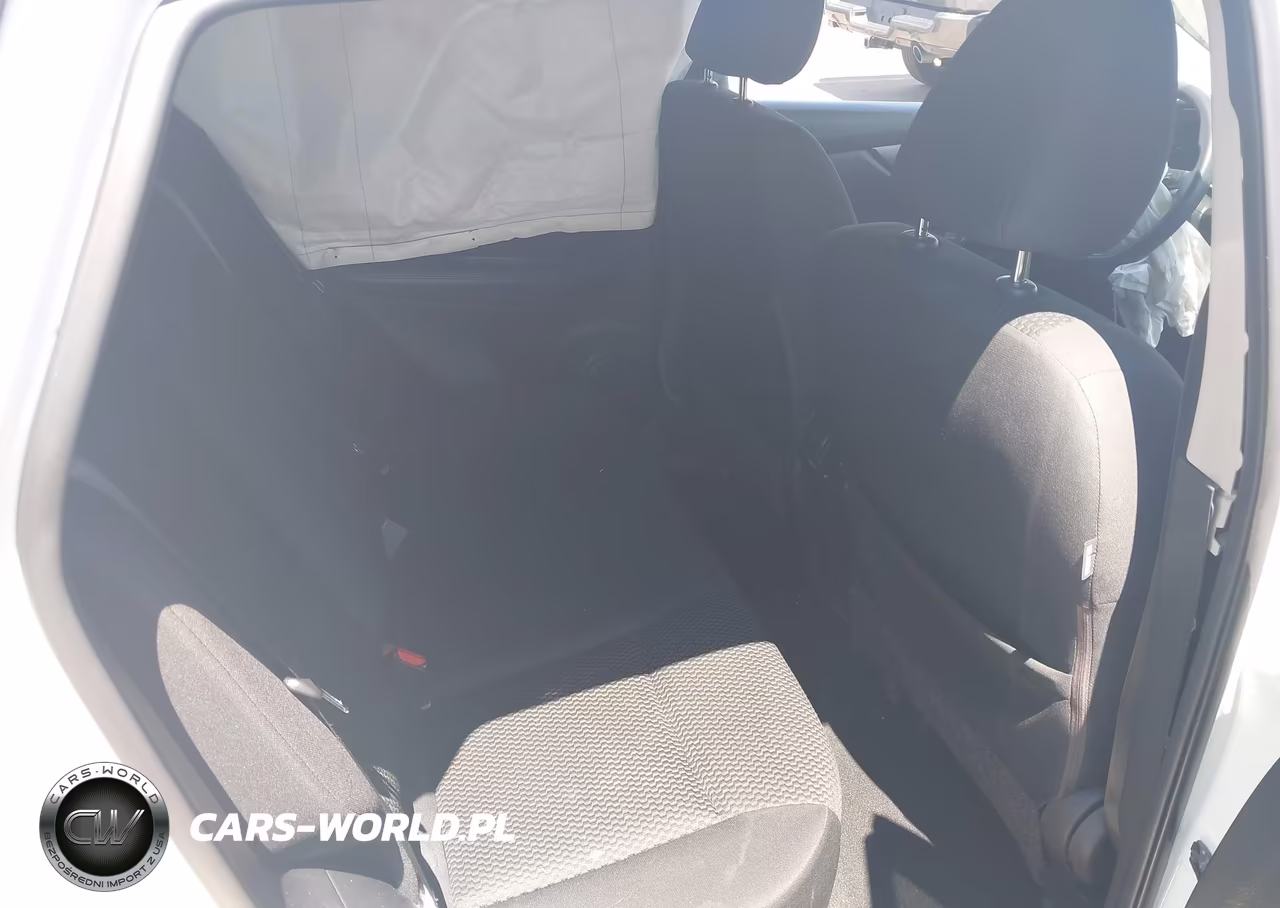 2017 Nissan Rogue Sport S VIN:JN1BJ1CR9HW122535 - 8