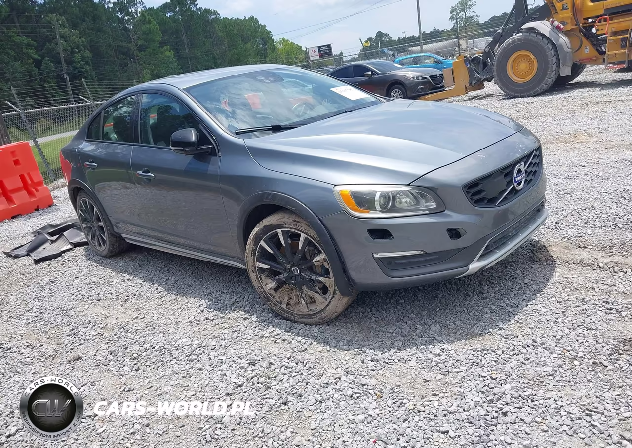 2016 Volvo S60 Cross Country T5 Platinum