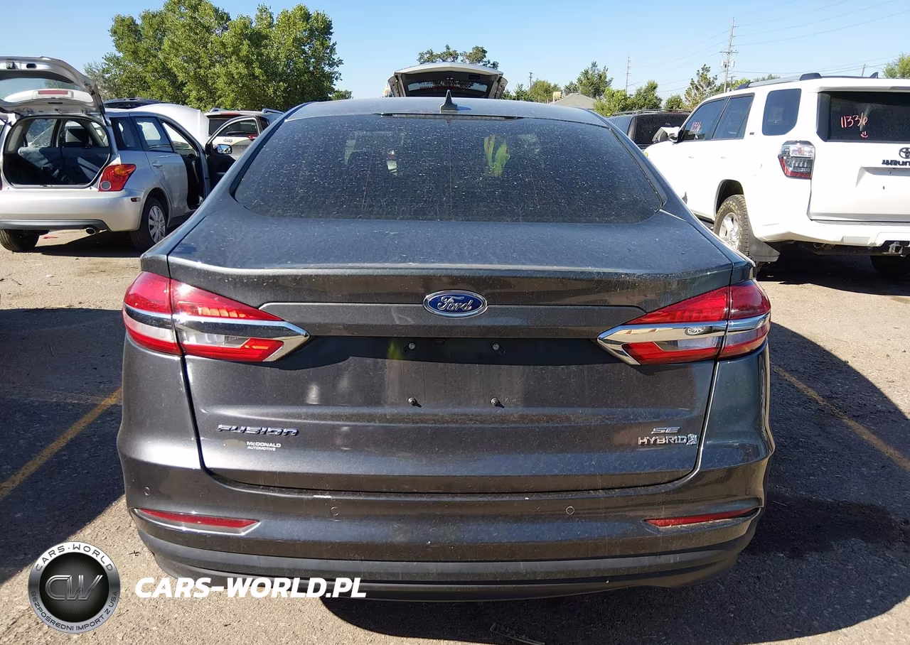 2020 Ford Fusion Hybrid Se VIN:3FA6P0LU9LR266051 - 16