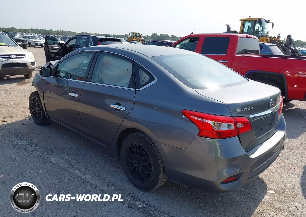 2018 Nissan Sentra S VIN:3N1AB7AP8JY310572 - 3