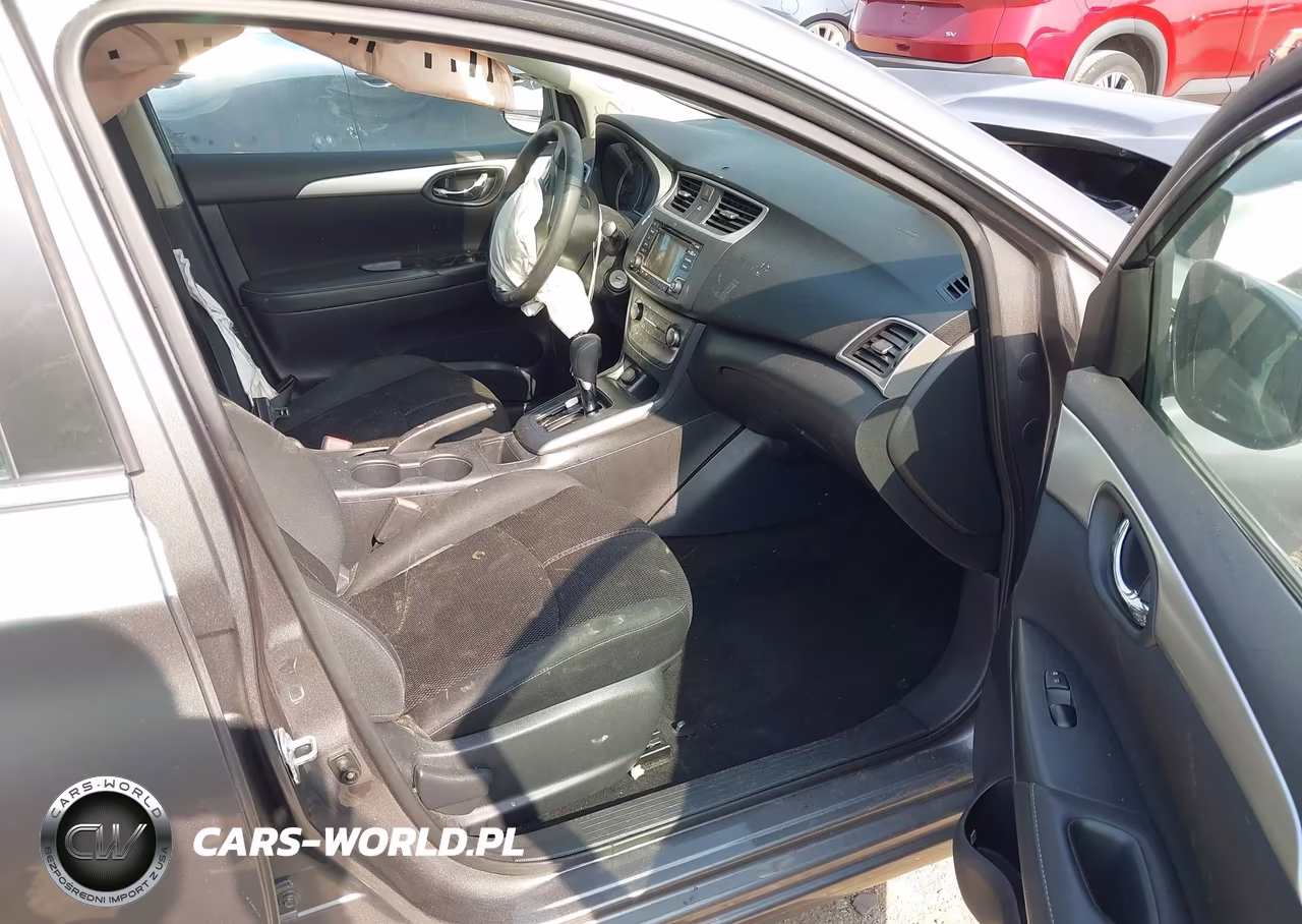 2018 Nissan Sentra S VIN:3N1AB7AP8JY310572 - 5
