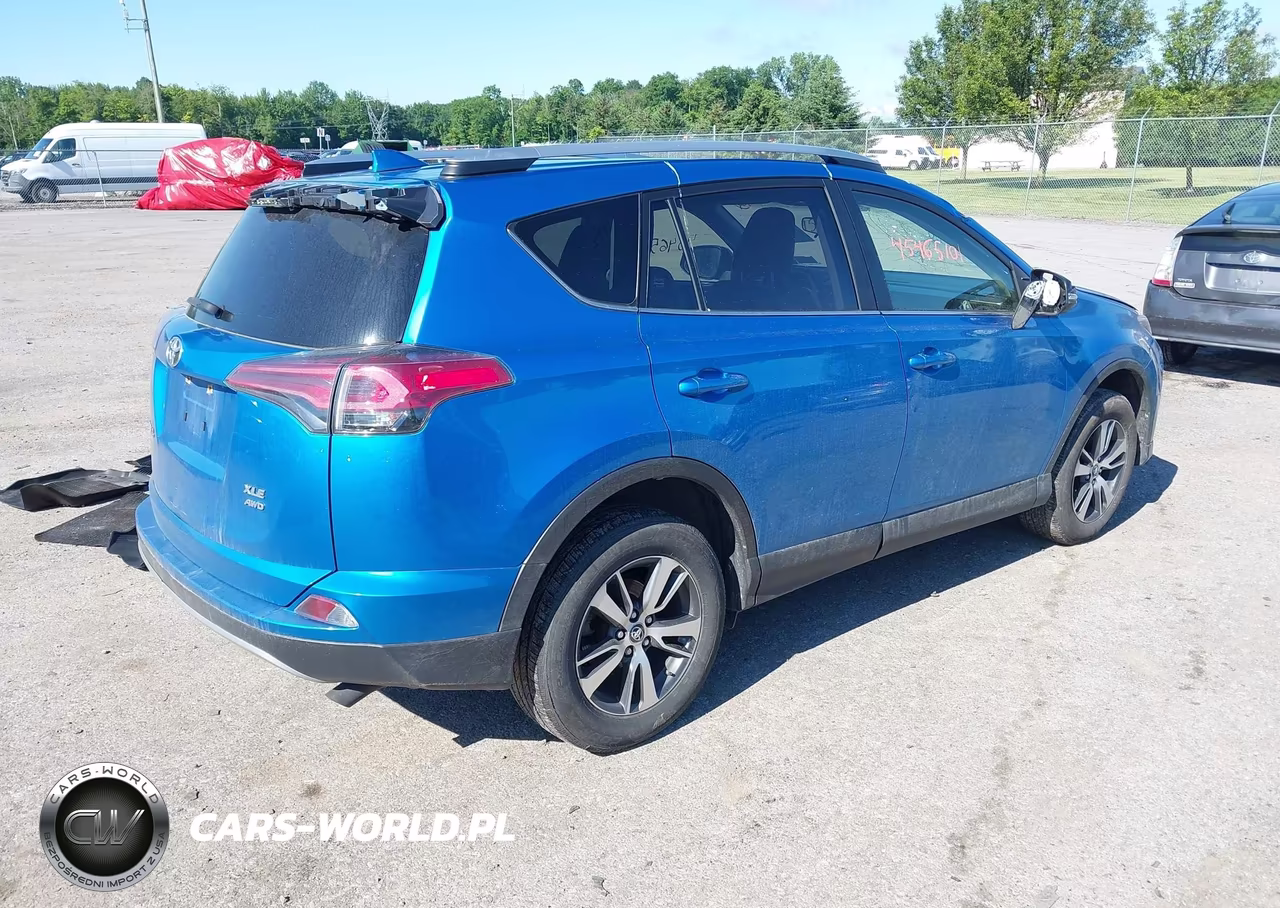2018 Toyota Rav4 Xle VIN:JTMRFREV1JJ246114 - 4