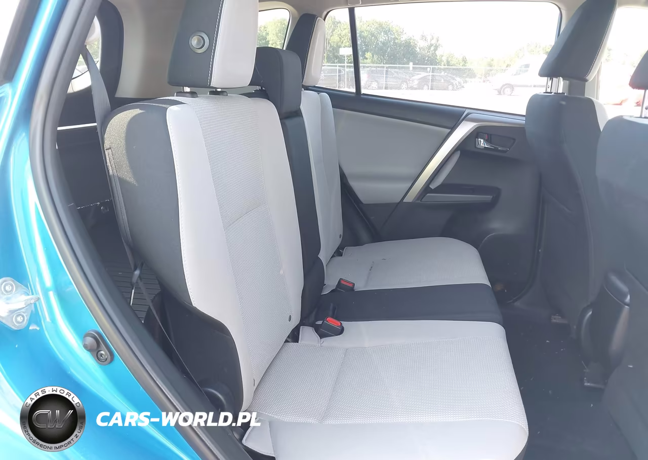 2018 Toyota Rav4 Xle VIN:JTMRFREV1JJ246114 - 8