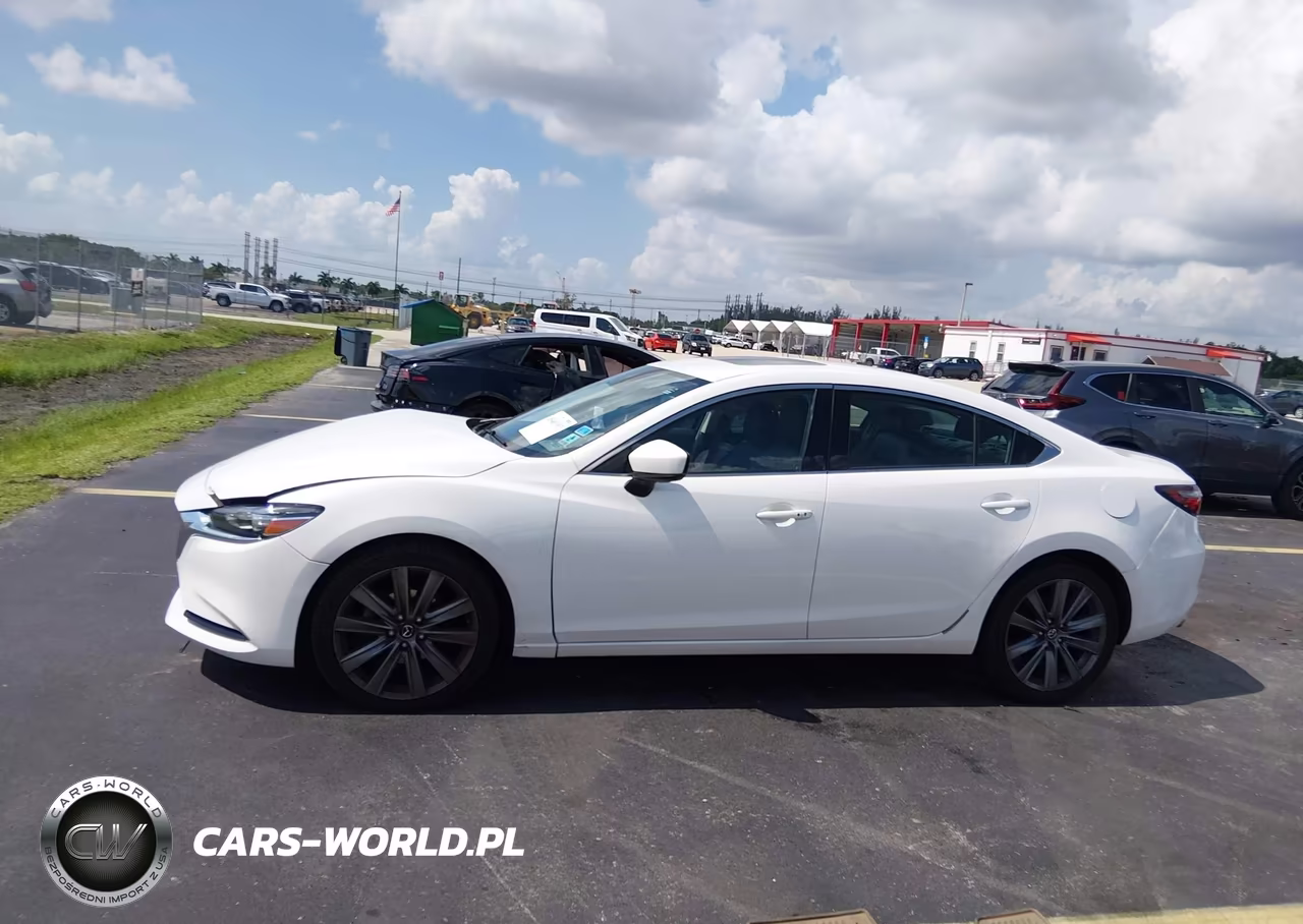 2020 Mazda Mazda6 Touring VIN:JM1GL1VM3L1513894 - 14