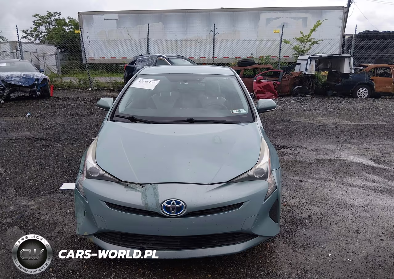 2016 Toyota Prius Two VIN:JTDKBRFUXG3005104 - 12