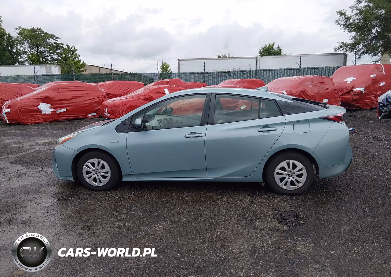 2016 Toyota Prius Two VIN:JTDKBRFUXG3005104 - 14