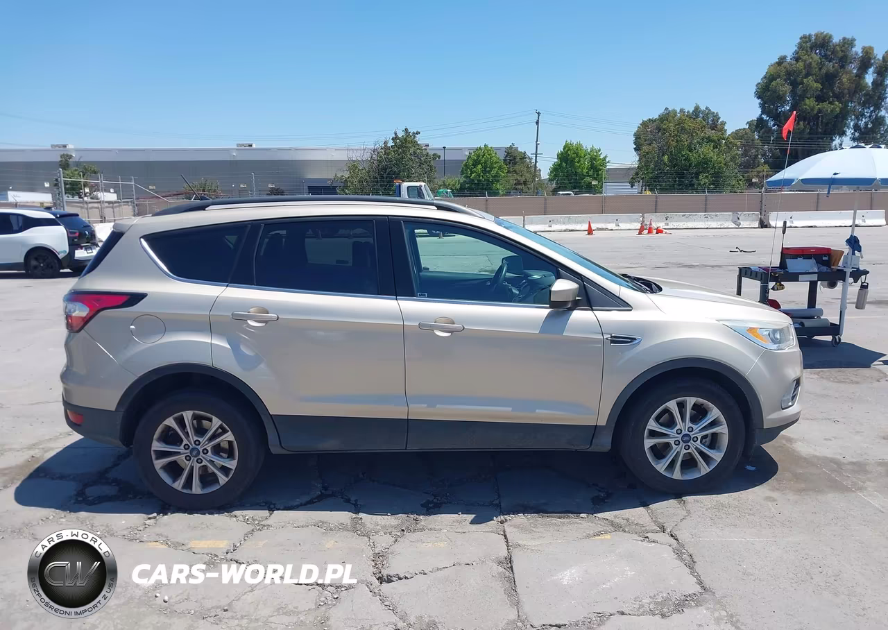 2018 Ford Escape Sel VIN:1FMCU0HD3JUA24629 - 13