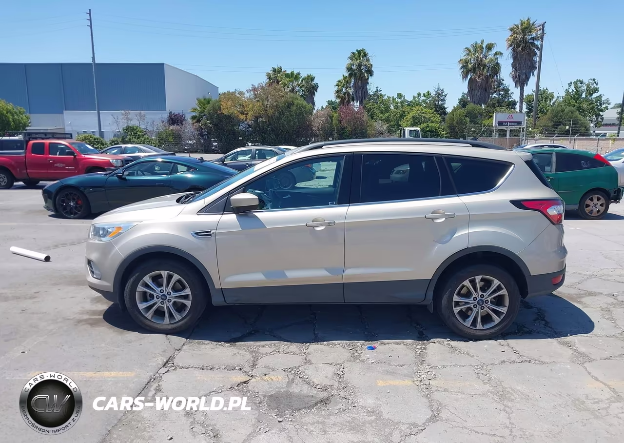 2018 Ford Escape Sel VIN:1FMCU0HD3JUA24629 - 14