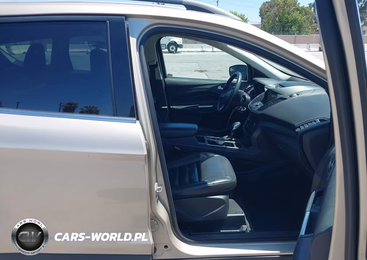 2018 Ford Escape Sel VIN:1FMCU0HD3JUA24629 - 5