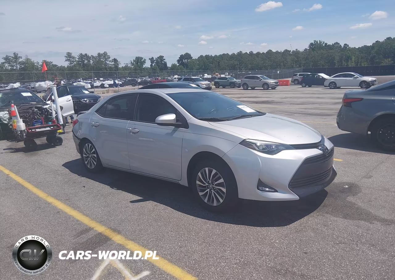 2018 Toyota Corolla Xle – zdjęcie 1 z 15