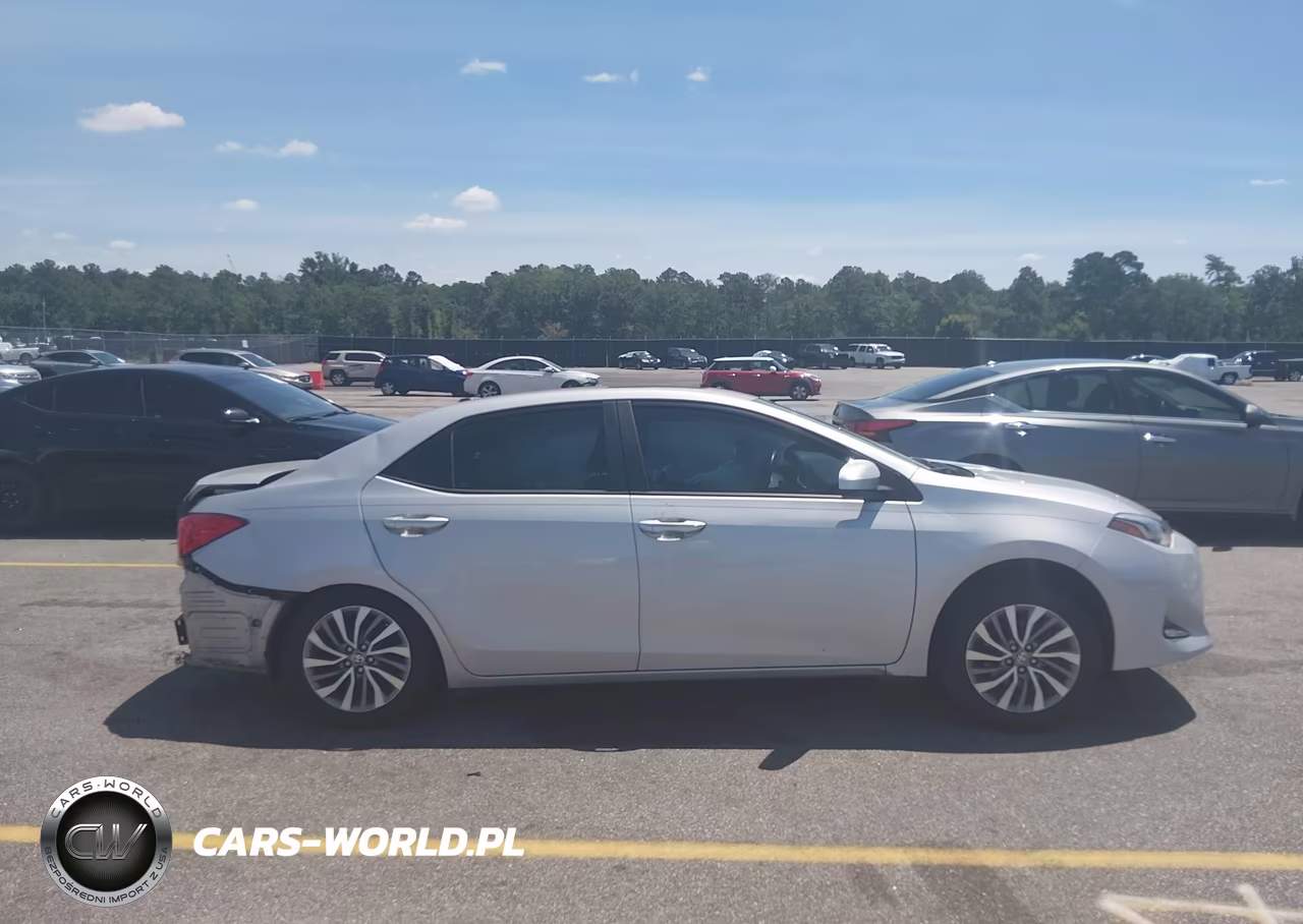 2018 Toyota Corolla Xle VIN:2T1BURHE6JC019046 - 12
